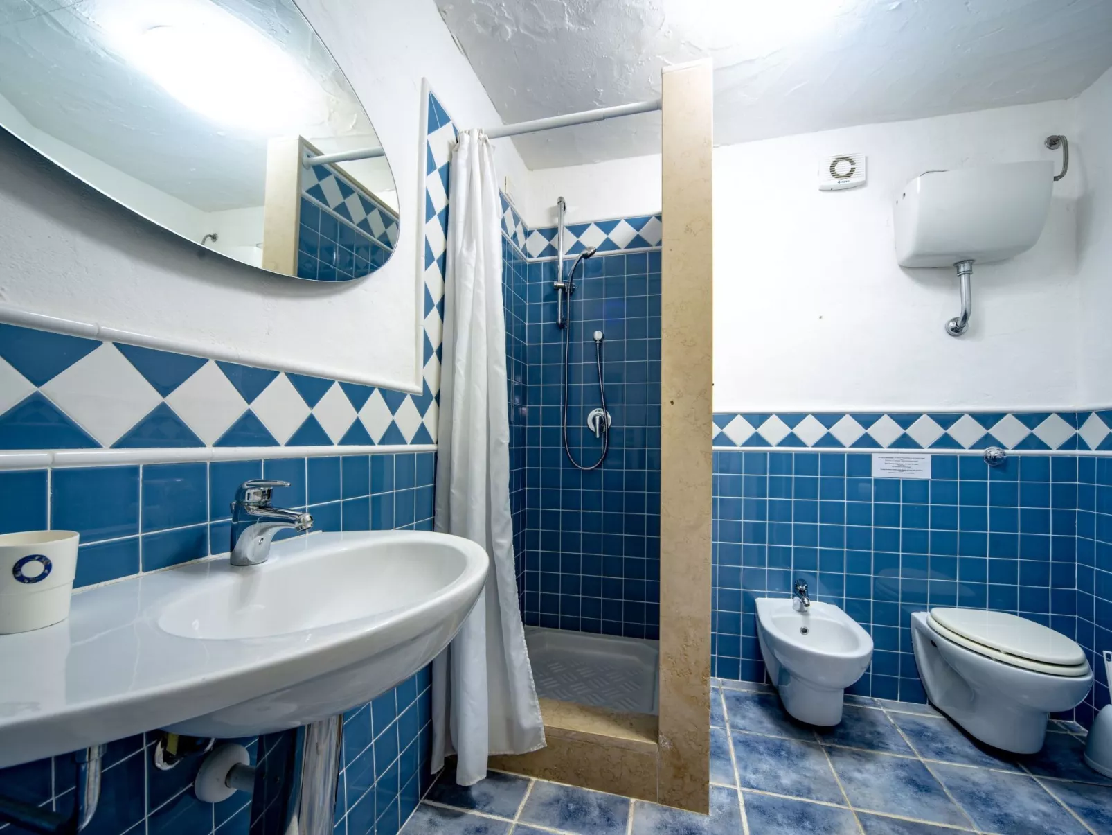 Schöne freistehende Villa nur wenige Schritte vom Strand entfernt in Costa Rei-Image-tags.info