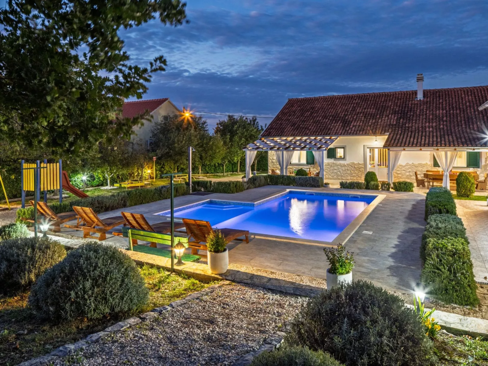 Villa Mirkov San-Image-tags.info