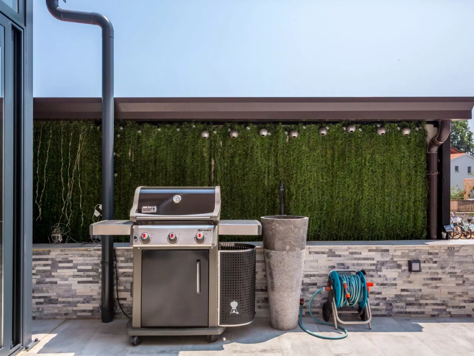 Modernes Apartment As Veliki mit Terrasse-Buiten