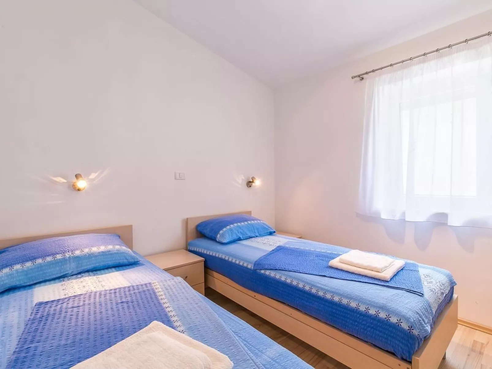 Für 5 Personen ca. 50 m&sup2; in Medulin, Istrien (Medulin und Umgebung)-Image-tags.info