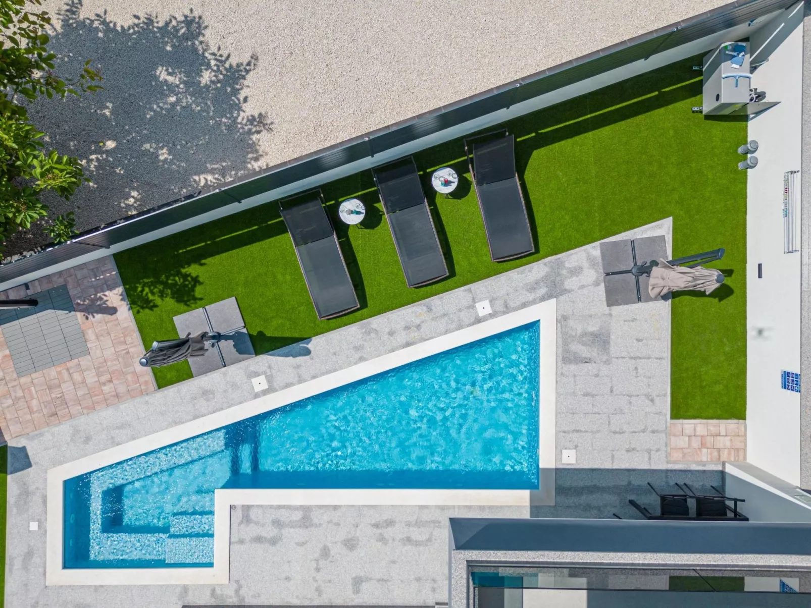 Apartment Rose mit privatem Pool-Buiten