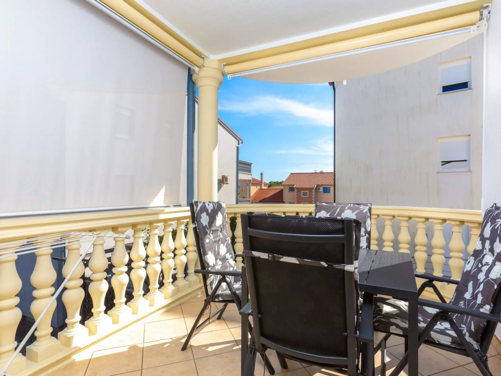 "Davorin" mit Balkon-Image-tags.info