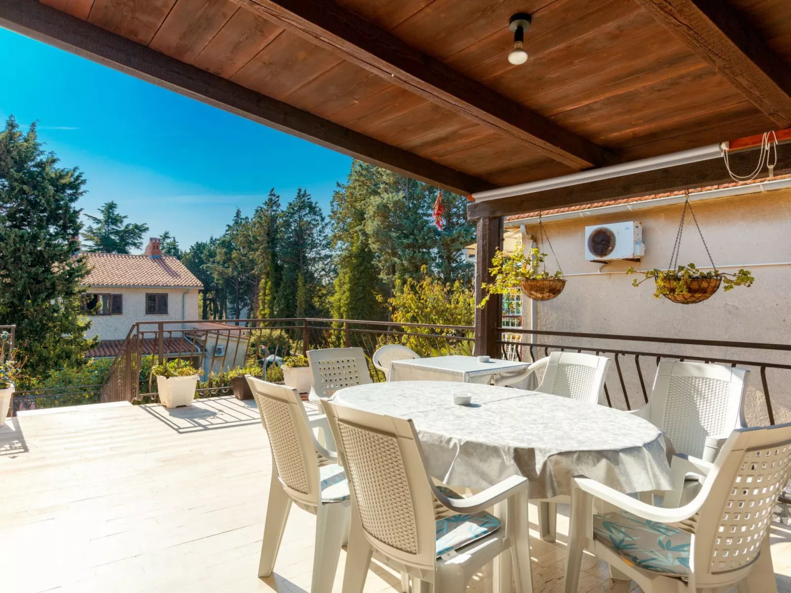 Wohnung "Aleksic A1 Veliki"-Buiten