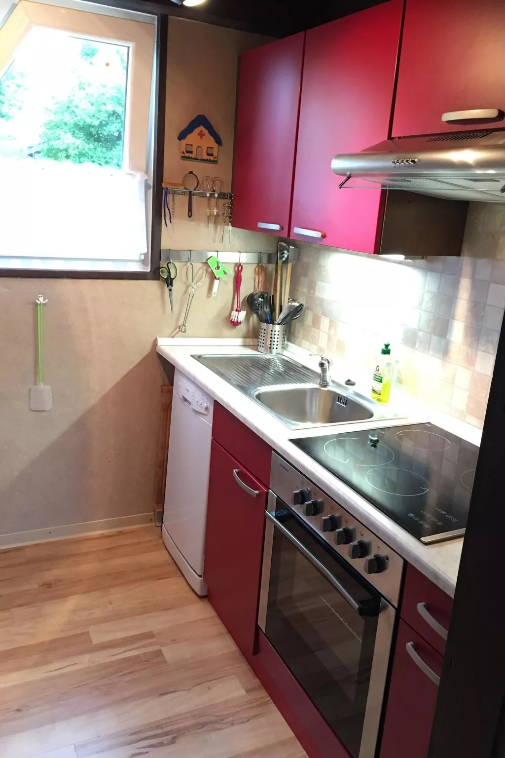 Mit Garten, Grill und Terrasse - Binnen