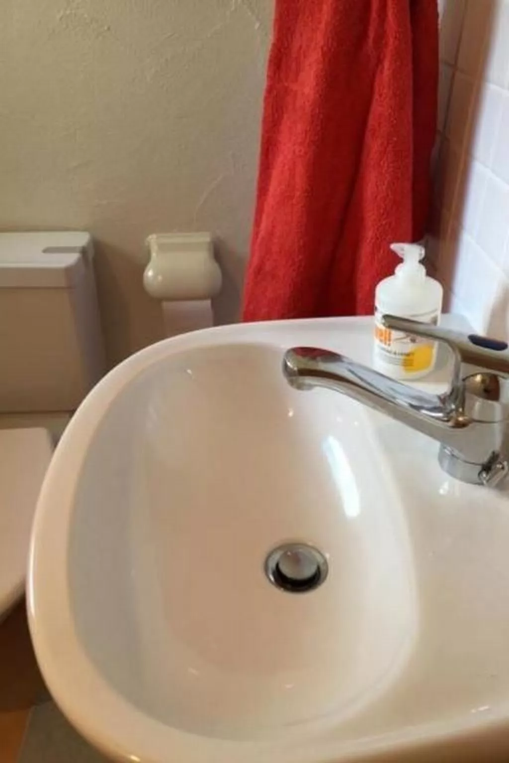 Chesa Linaira-Binnen