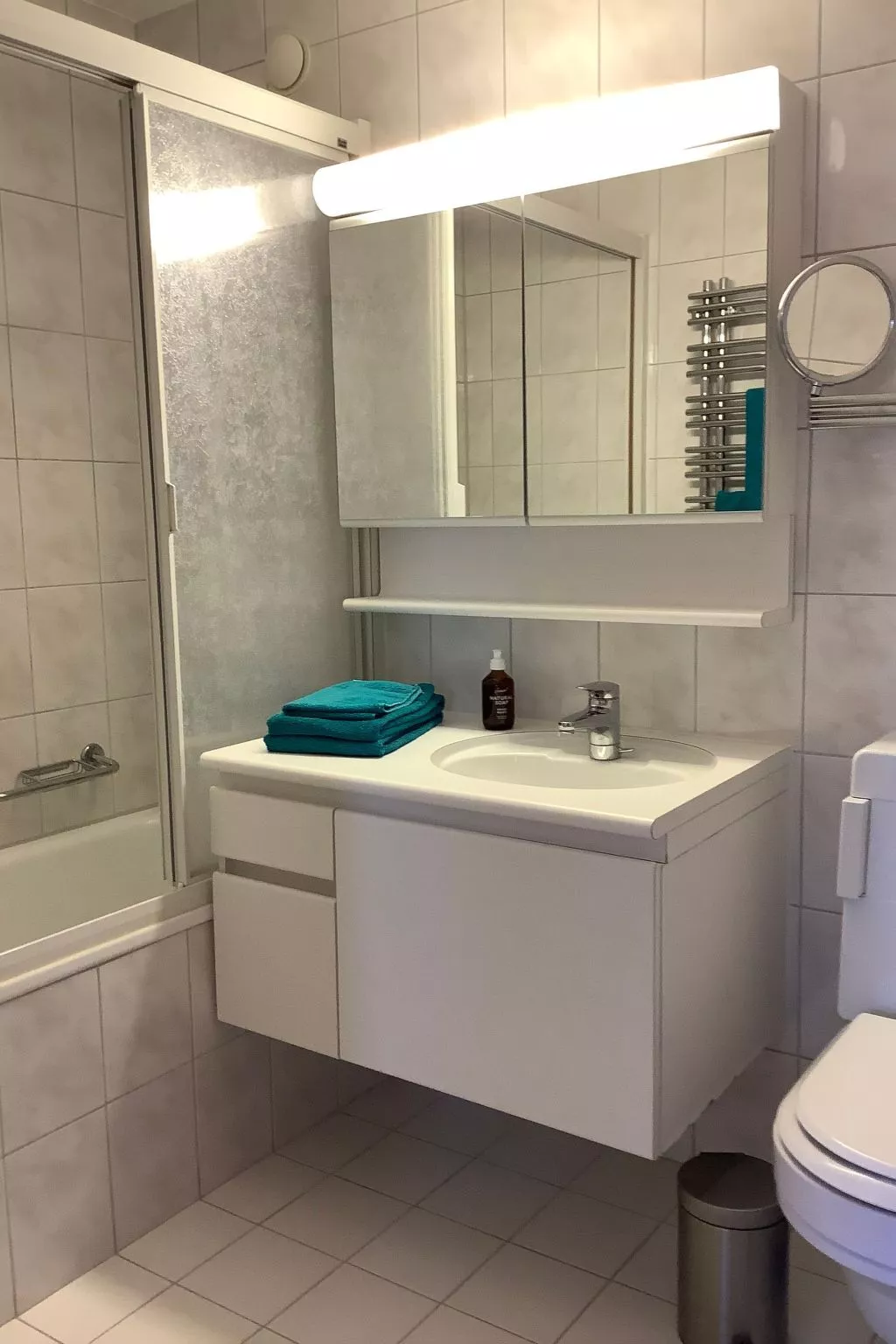 Chesa Auicula-Image-tags.info