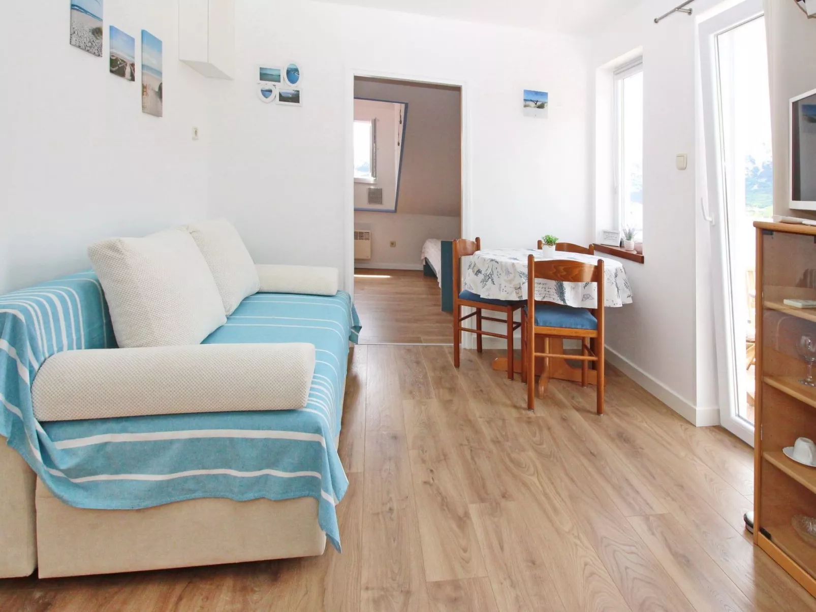 C. Silvija Bs-Image-tags.info