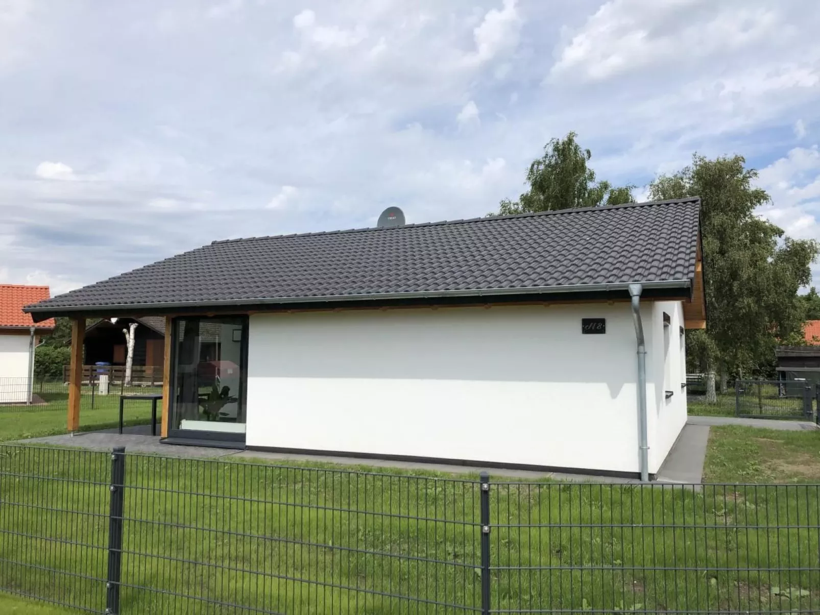 N8 Eingezäuntes Ferienhaus in Eckwarderhörne-Image-tags.info