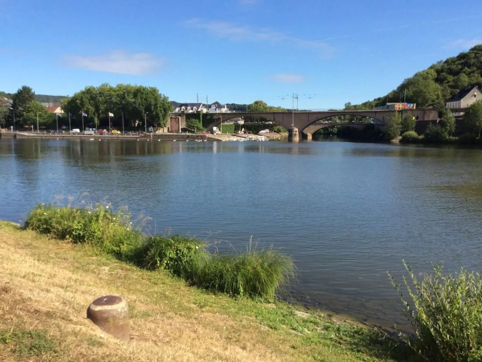 Einzigartige Lage direkt Mosel und Radweg.-Image-tags.info