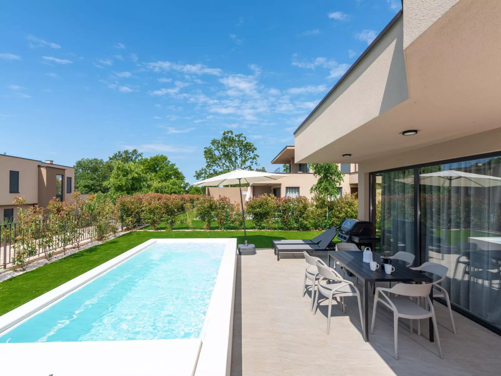 Quercus Village APP 12 mit privatem Pool-Buiten