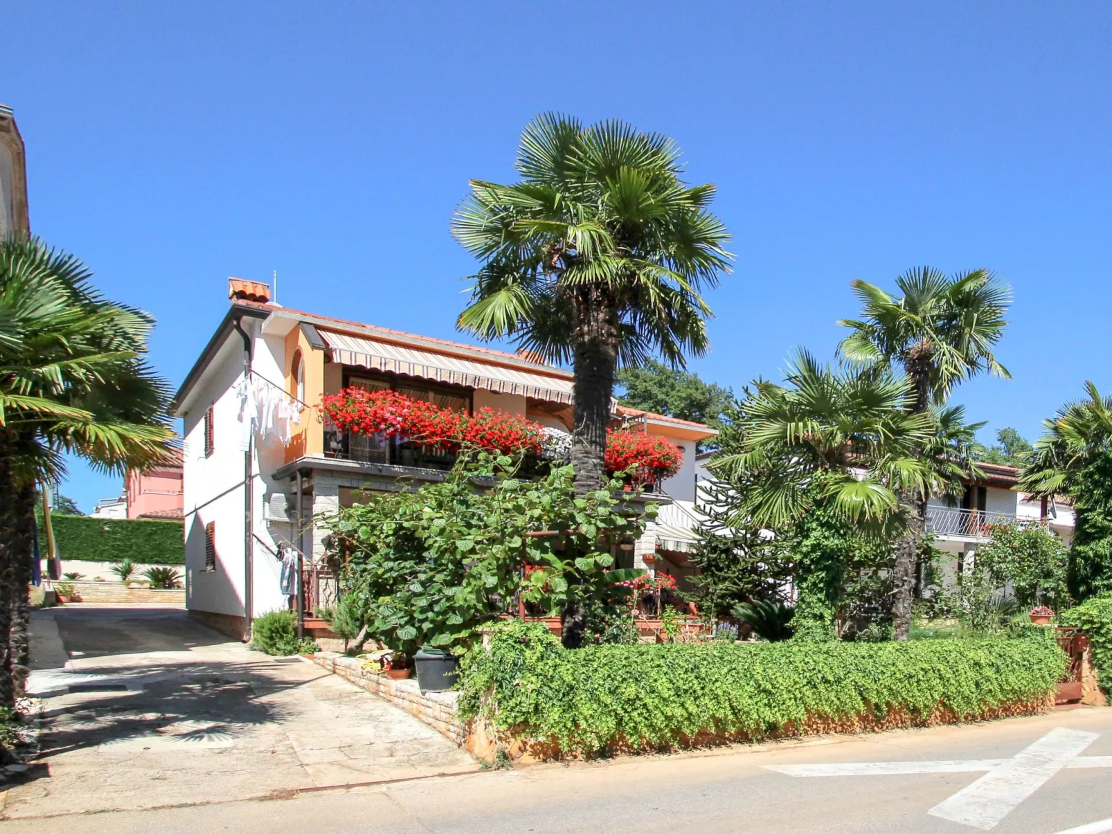 Für 2 Personen ca. 30 m&sup2; in Karigador, Istrien (Umag und Umgebung)-Buiten