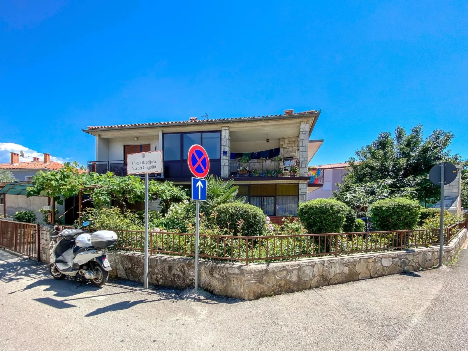 Für 5 Personen ca. 52 m&sup2; in Novigrad, Adriaküste Kroatien (Westküste von I-Buiten