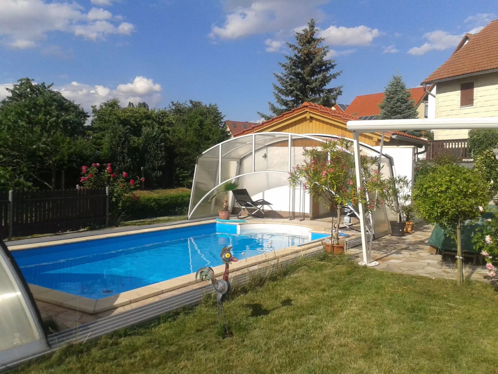 Gemütliche Ferienwohnung mit Garten-Buiten