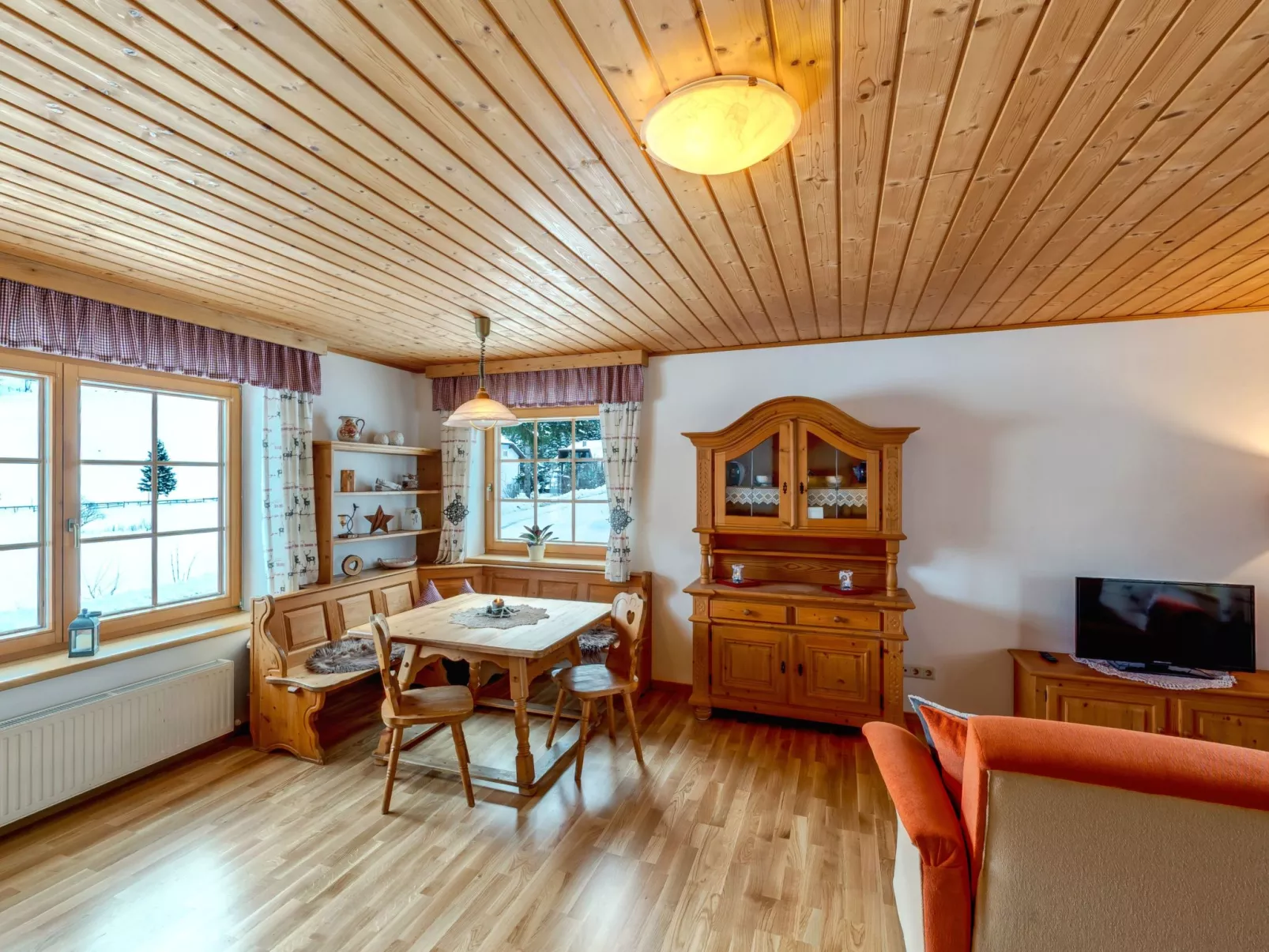Gemütliches Ferienhaus in ruhiger Lage - Binnen