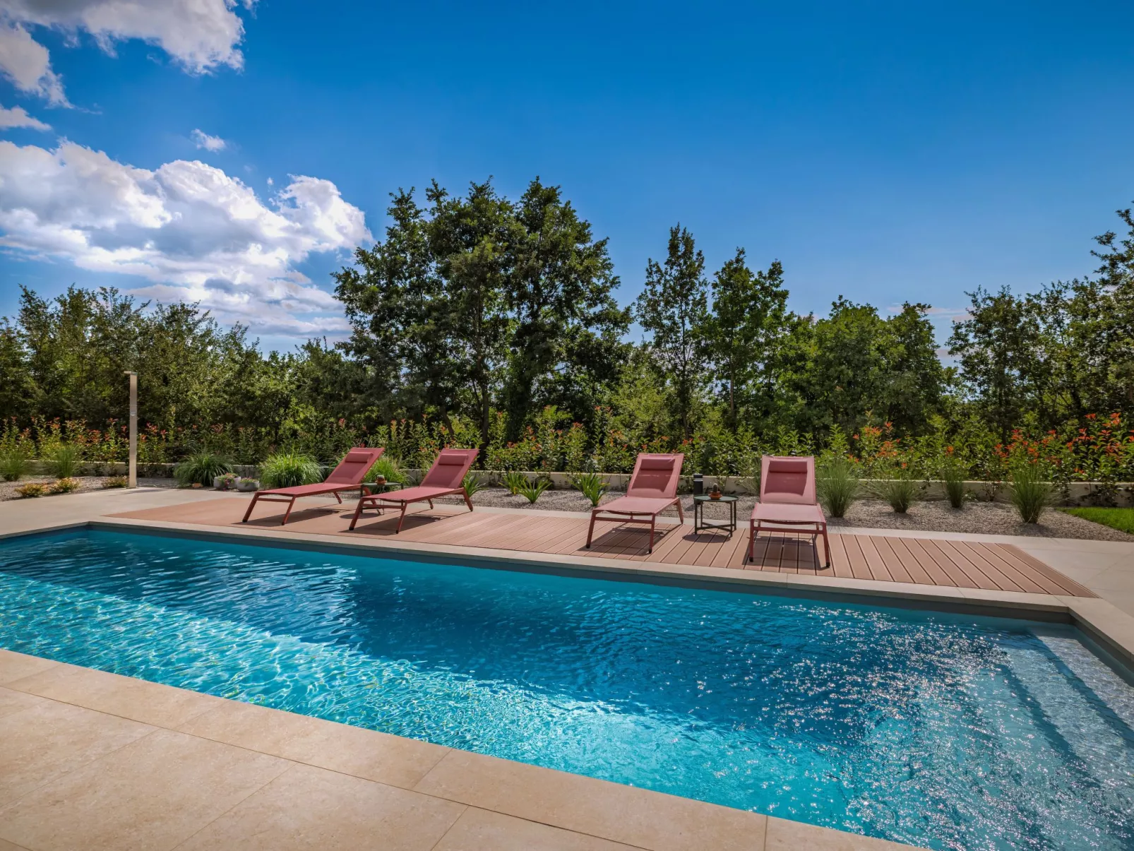 Design Villa Nux für 5 Personen mit beheiztem Pool-Buiten