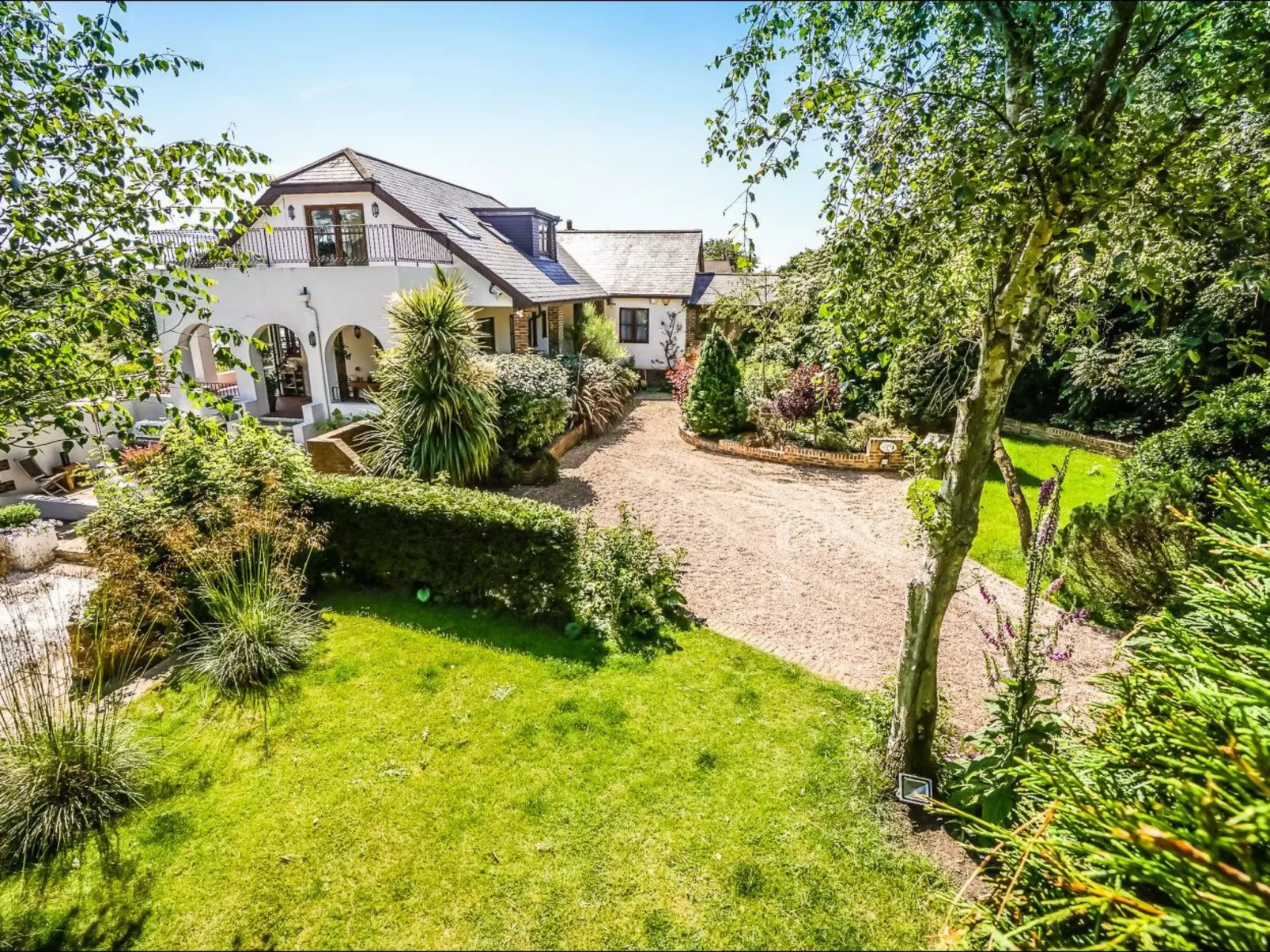 Anwesen mit Pool-Buiten