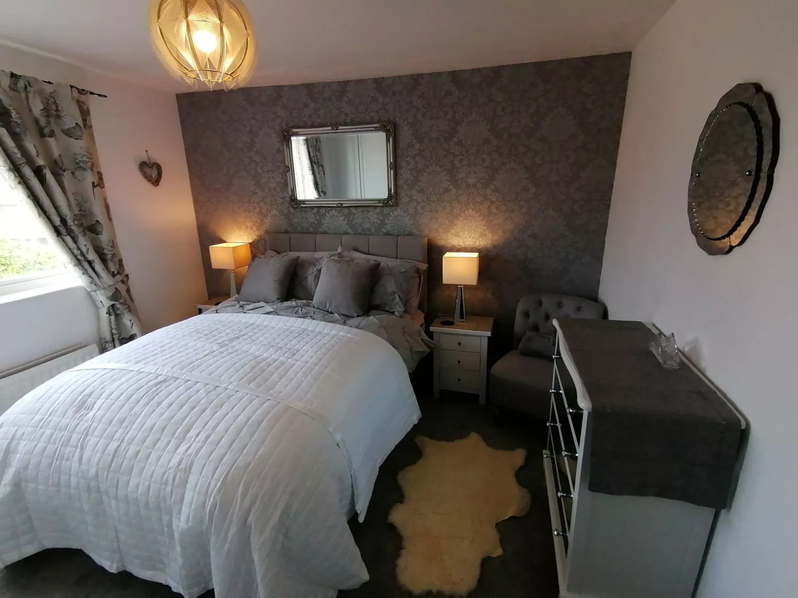 "Stewart" mit Blick auf das Wasser-Image-tags.info