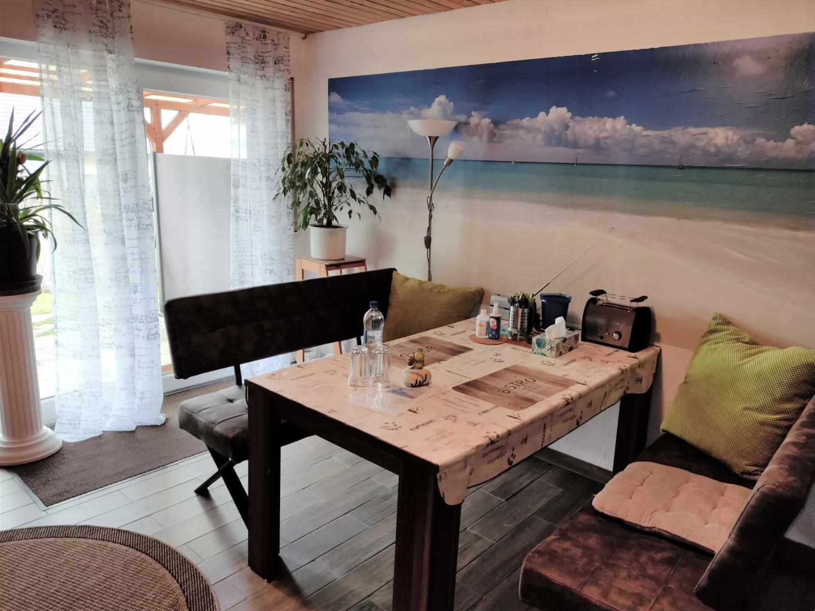 Loni in Viereth-Image-tags.info