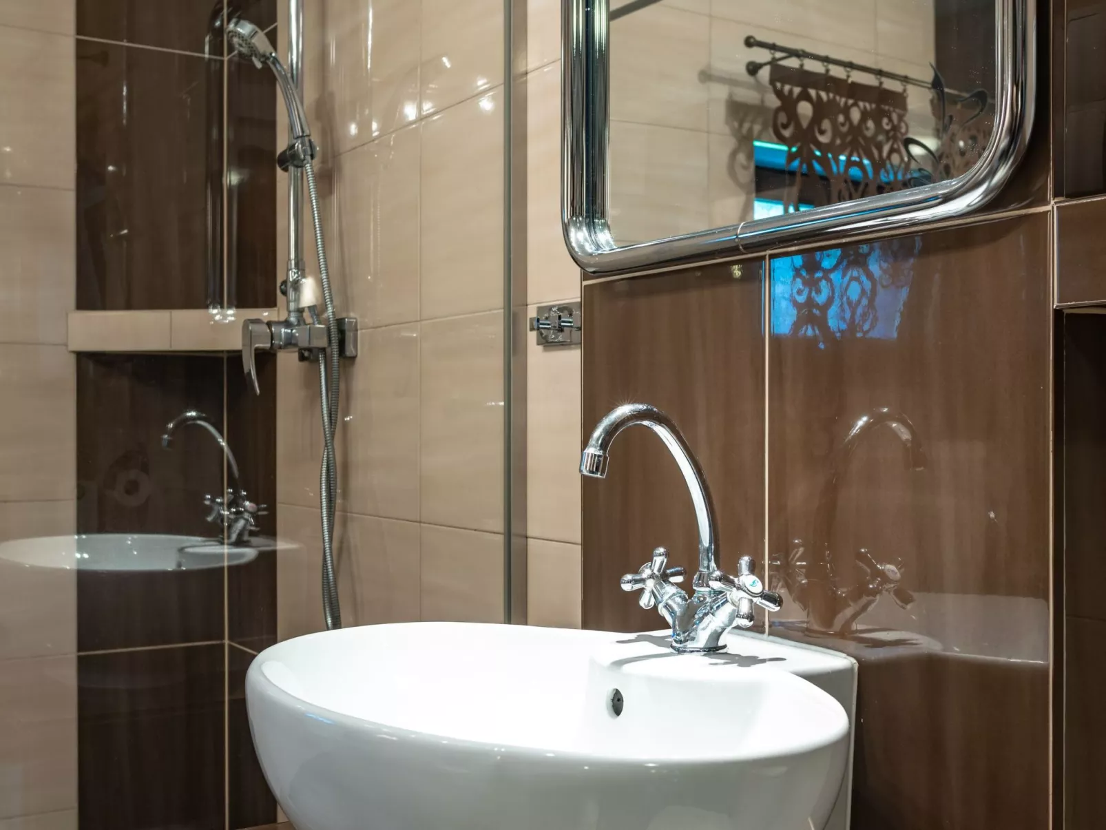 Wohnung mit Terrasse, Garten und Grill-Binnen