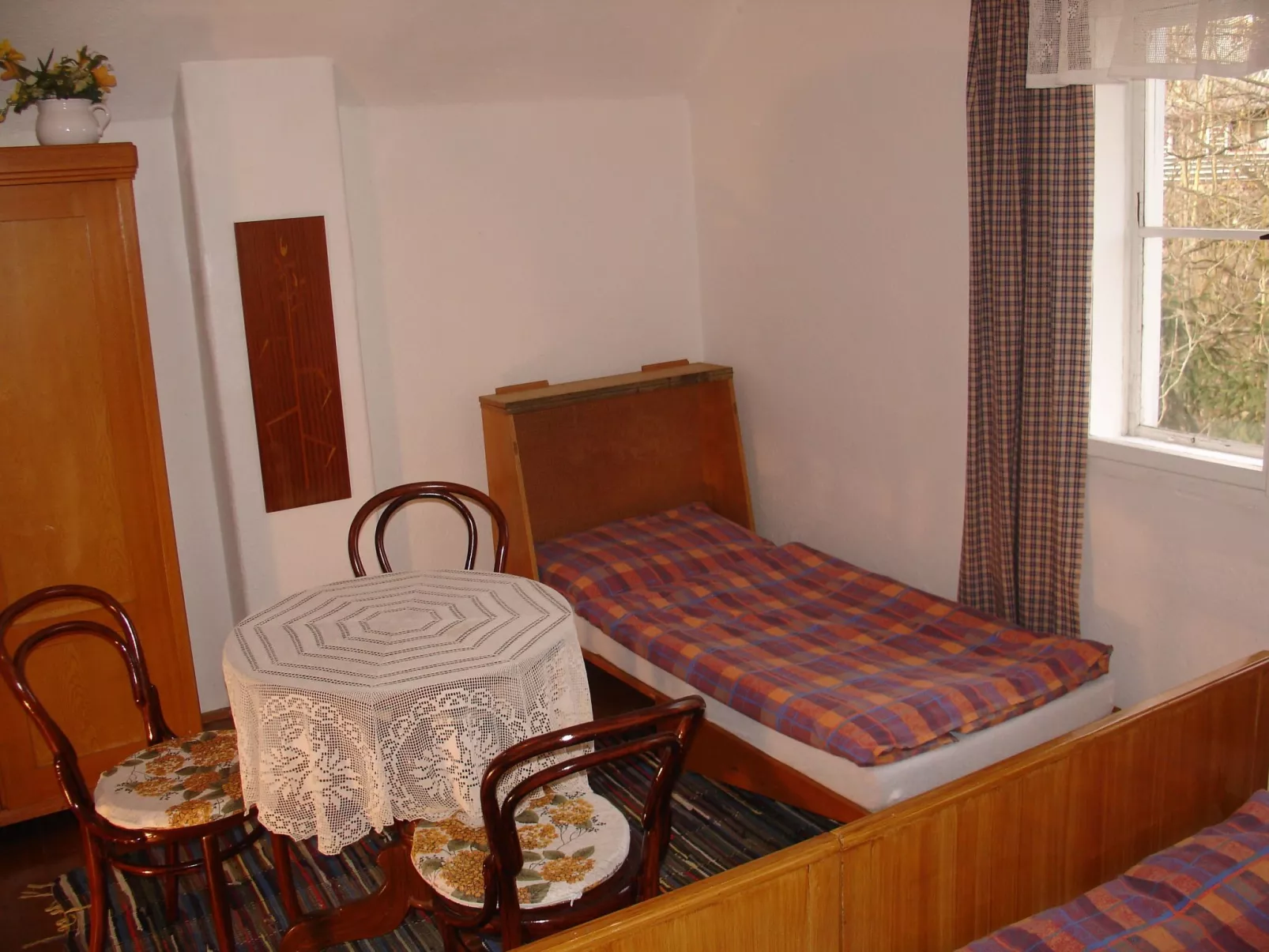 Charmantes, traditionelles Holzhaus-Image-tags.info