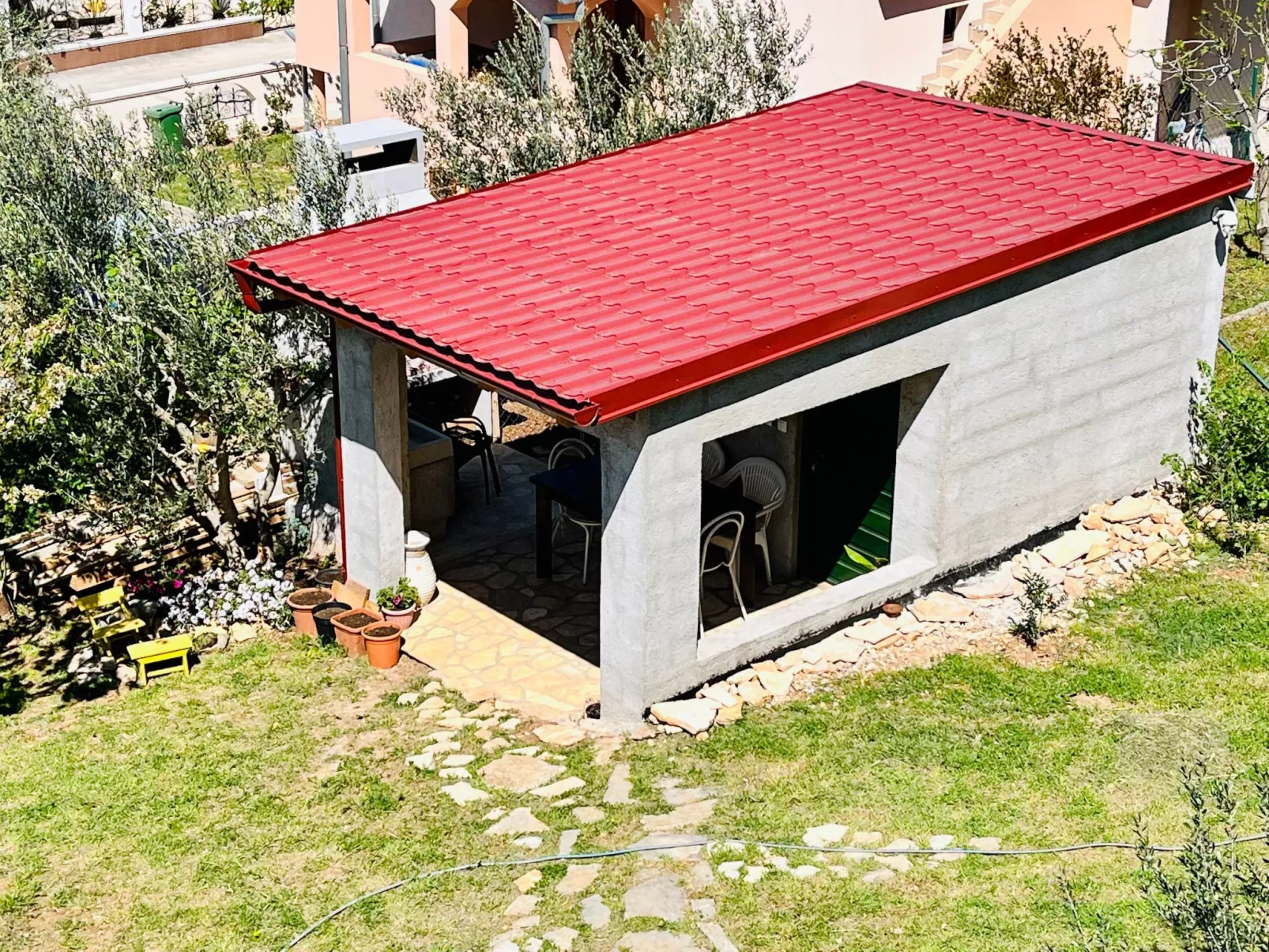 Neu erbautes Apartment mit großem Balkon-Buiten