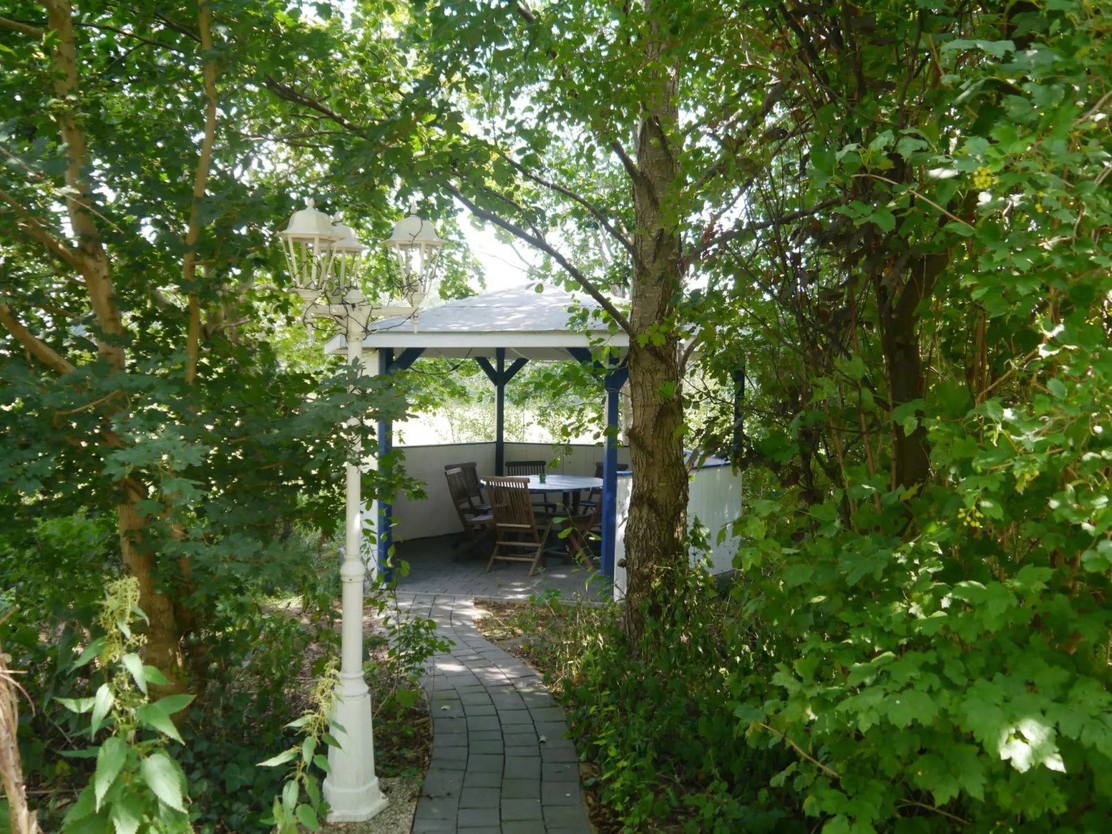 Haus-Zauberblau-Buiten