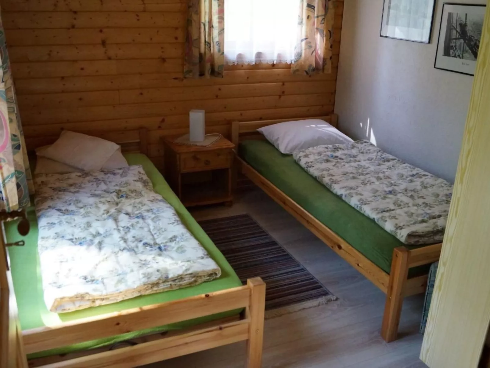 Toms Hütte-Image-tags.info