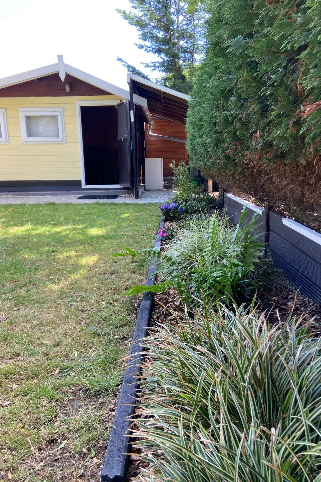 Kleines Haus mit Garten, direkt hinter dem Deich-Buiten