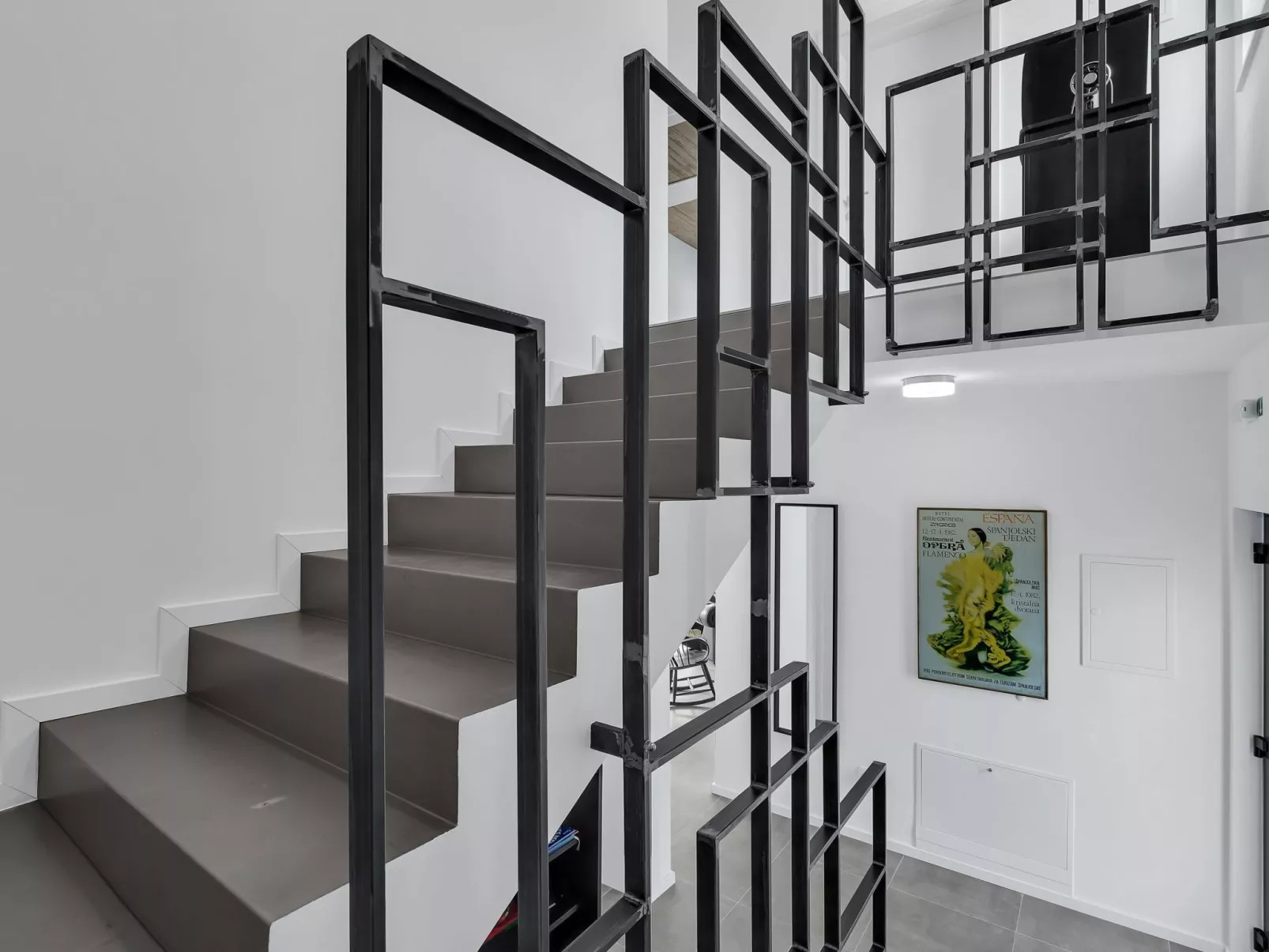 Modernes Ferienhaus in Zaostrog mit Beheiztem Pool-Buiten