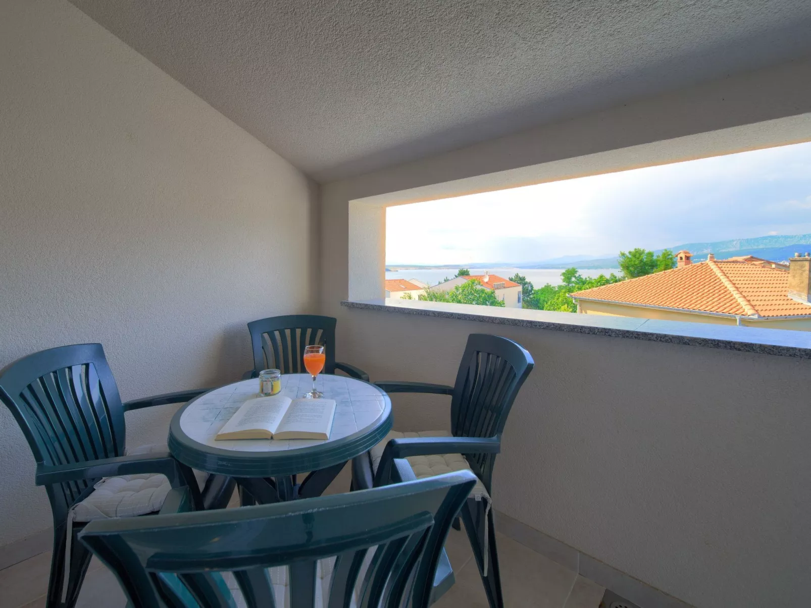 Wohnung A1 mit schönem Panoramablick-Buiten