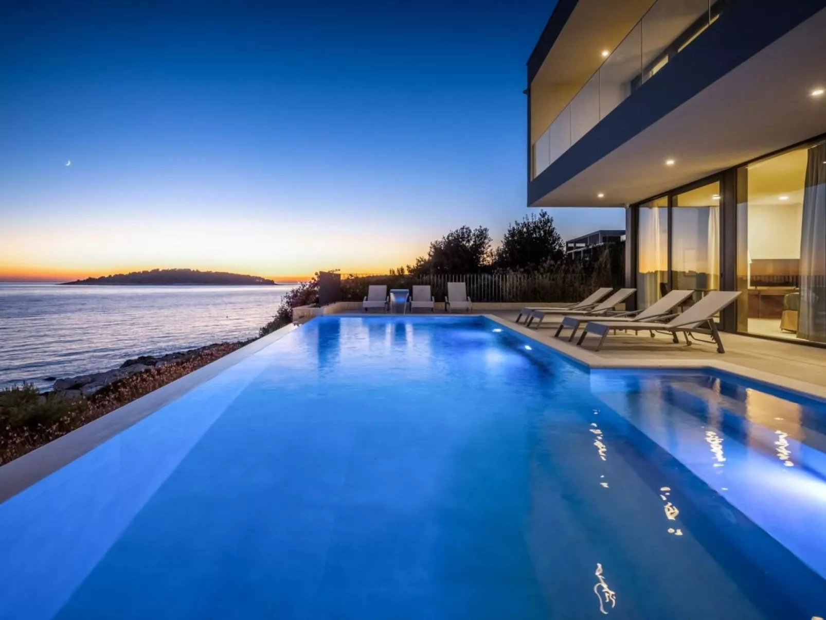 Schöne Villa Marvella für 10 Personen-Buiten