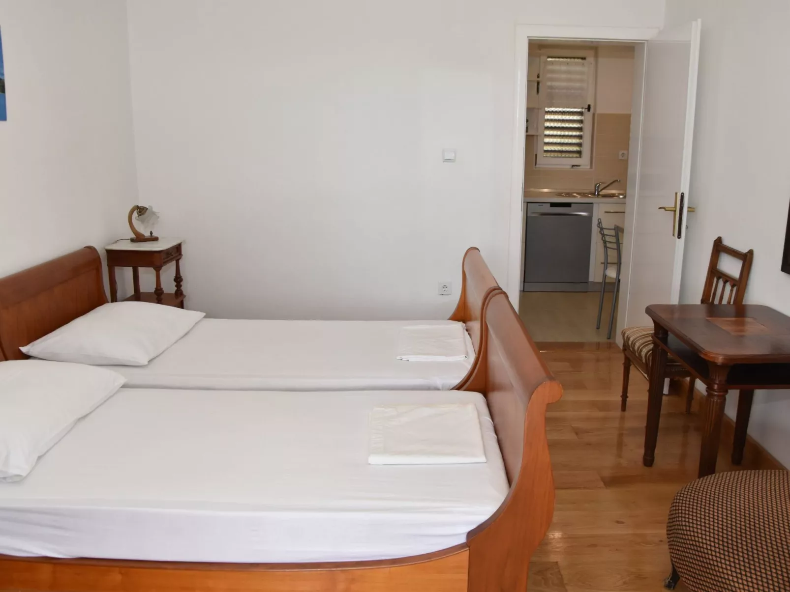 Ruhige Ferienwohnung mit Terrasse und Garten-Binnen