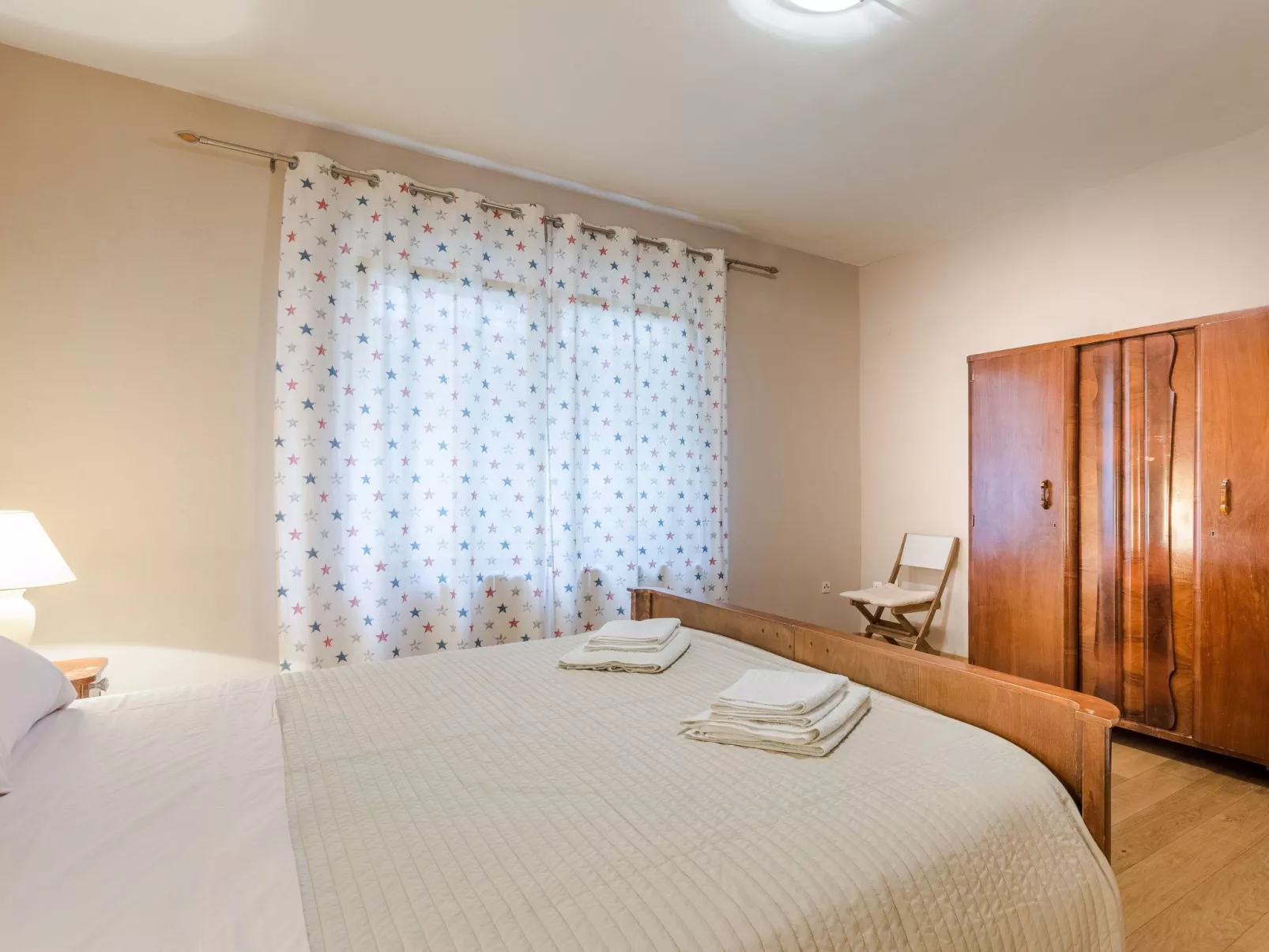 "Jeger" mit Terrasse-Image-tags.info