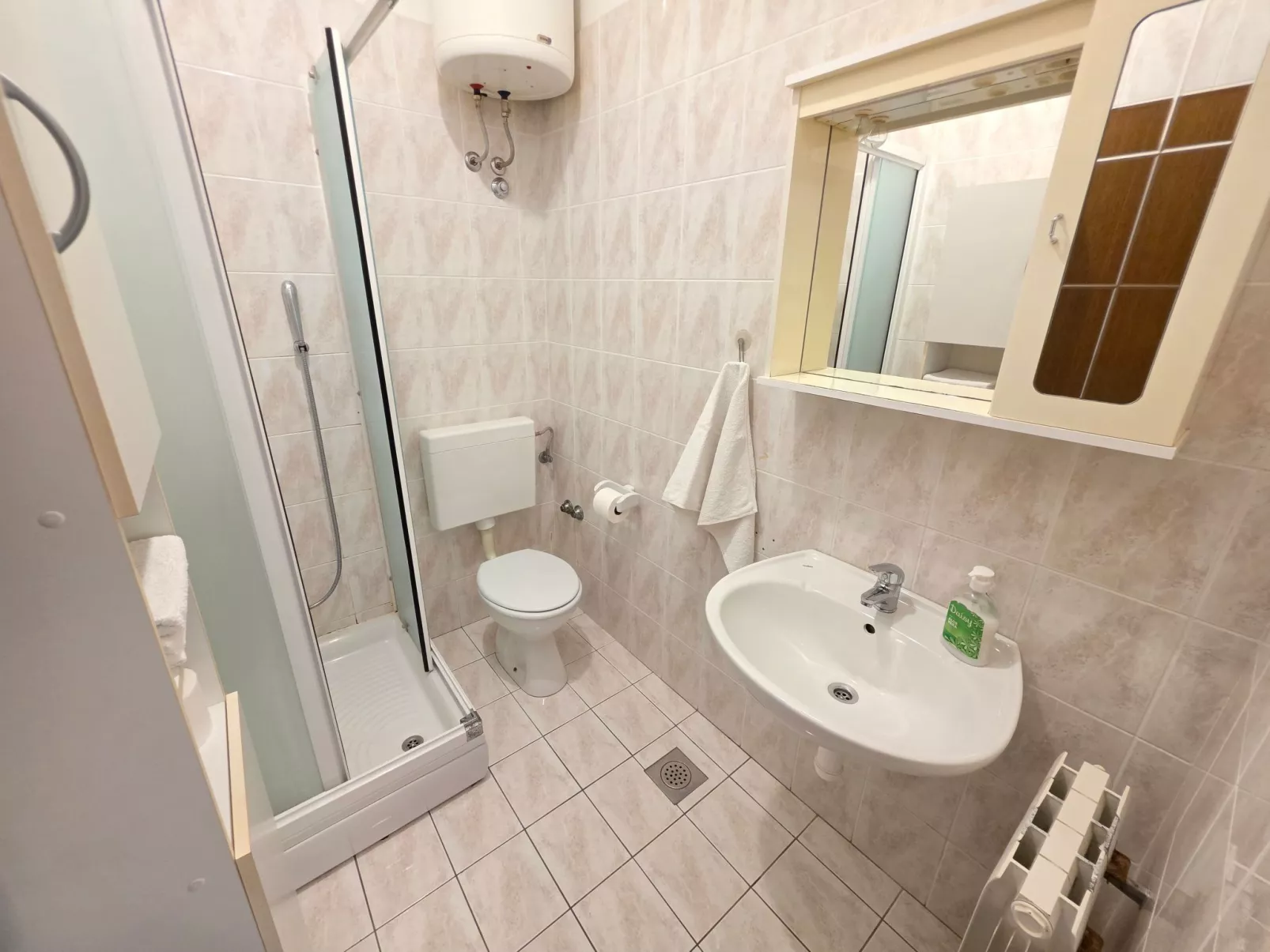 Wohnung für 4-5 Personen mit Terrasse-Binnen