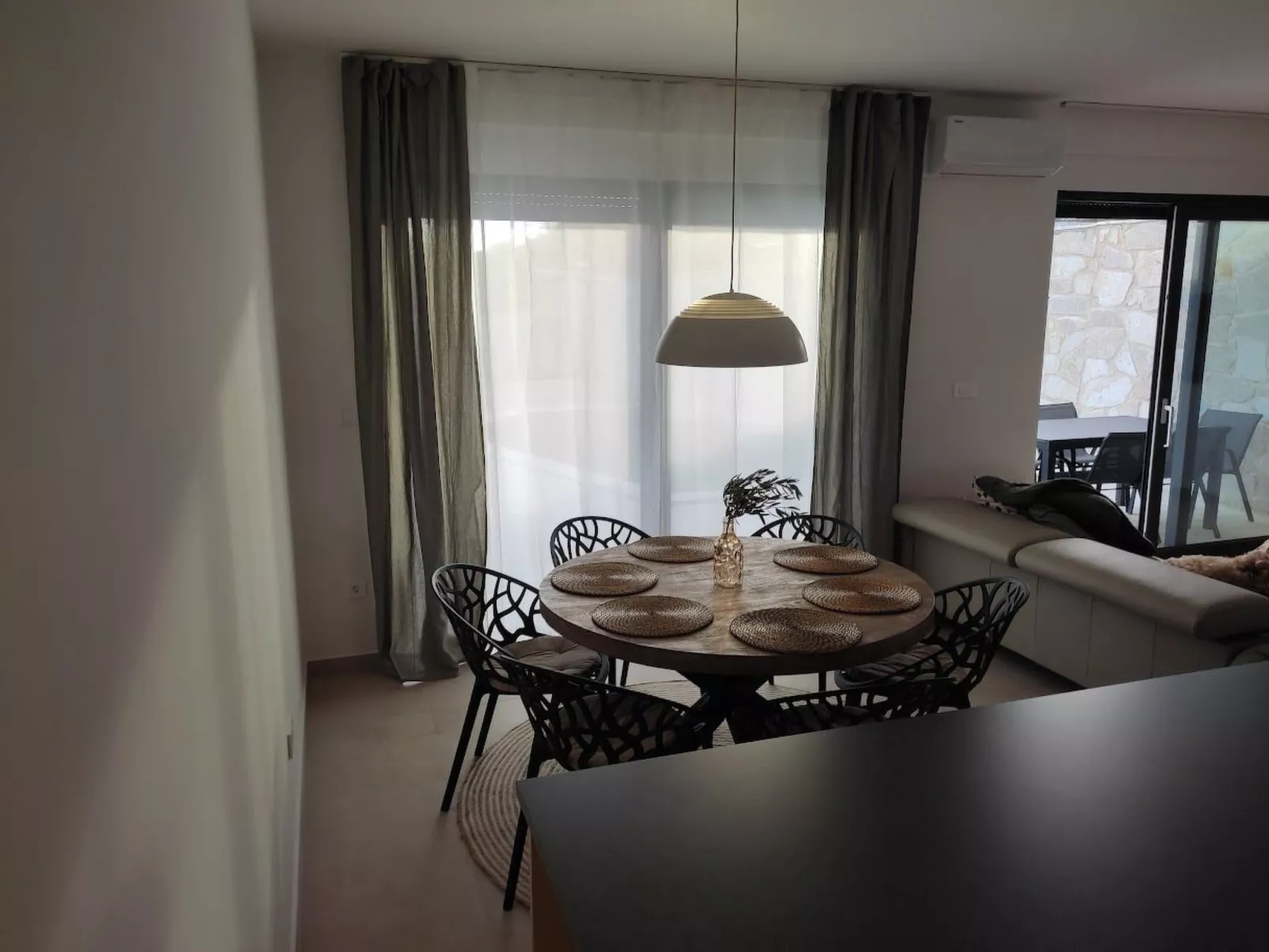 Villa Montini mit Pool und Meerblick-Binnen