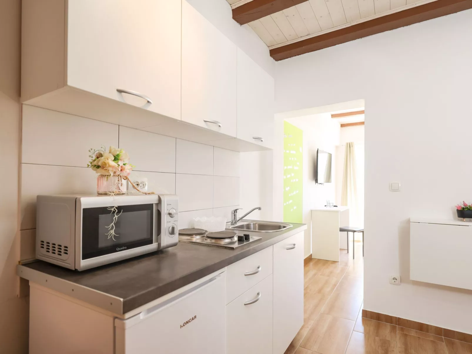 "Appartement A3" direkt am Strand - Binnen