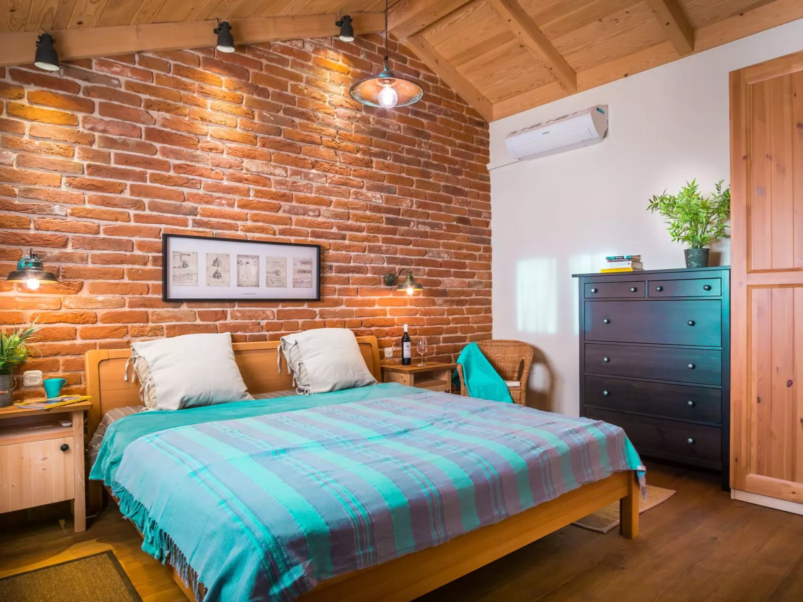 Ferienvilla mit Blick auf das Wasser-Image-tags.info