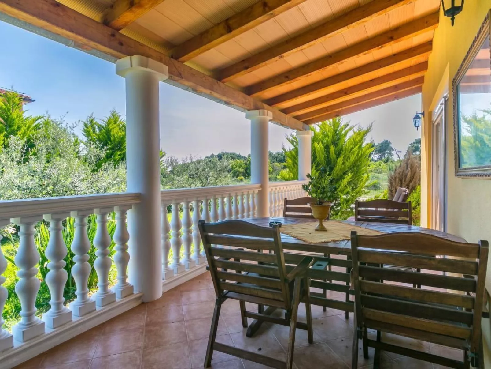 Für 5 Personen ca. 110 m&sup2; in Ližnjan, Istrien (Medulin und Umgebung)-Buiten