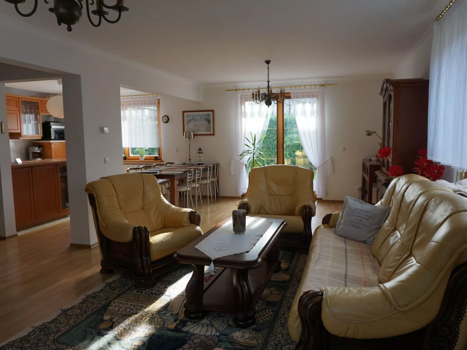 Für max. 6 Personen einschließlich 2 Kinder-Binnen