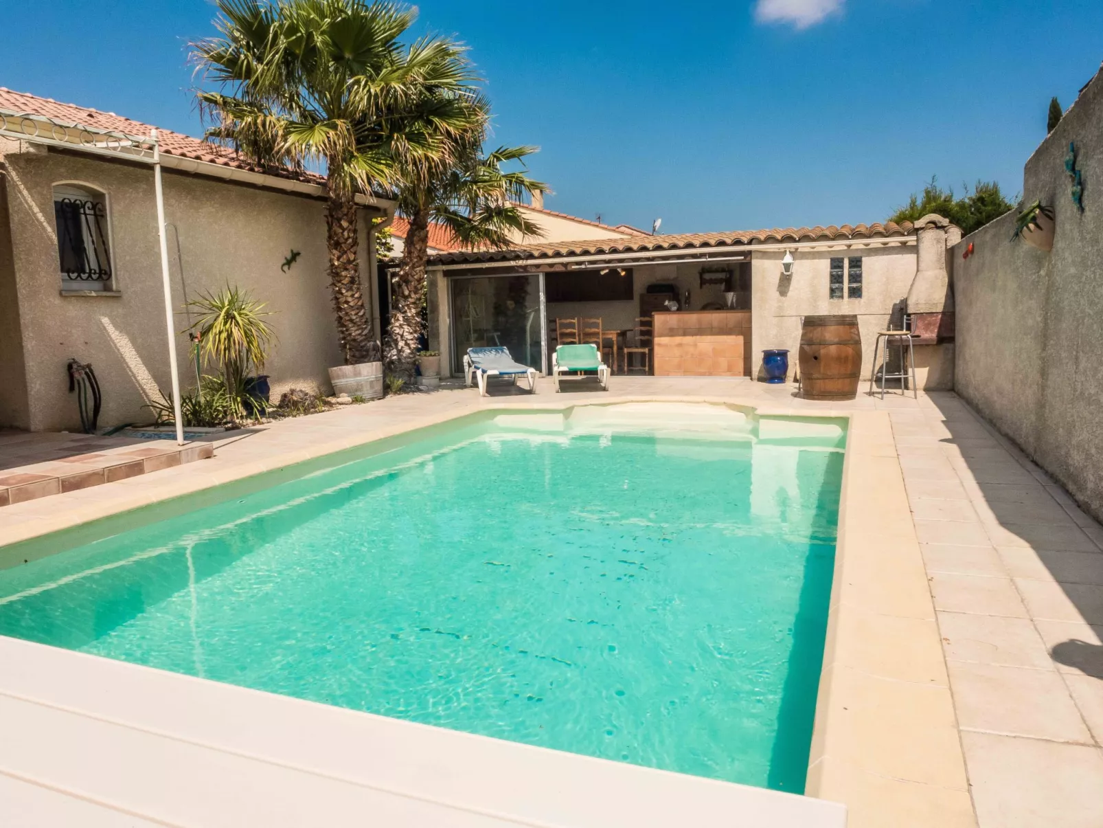 Haus für 4 Personen mit großem Privatpool-Buiten