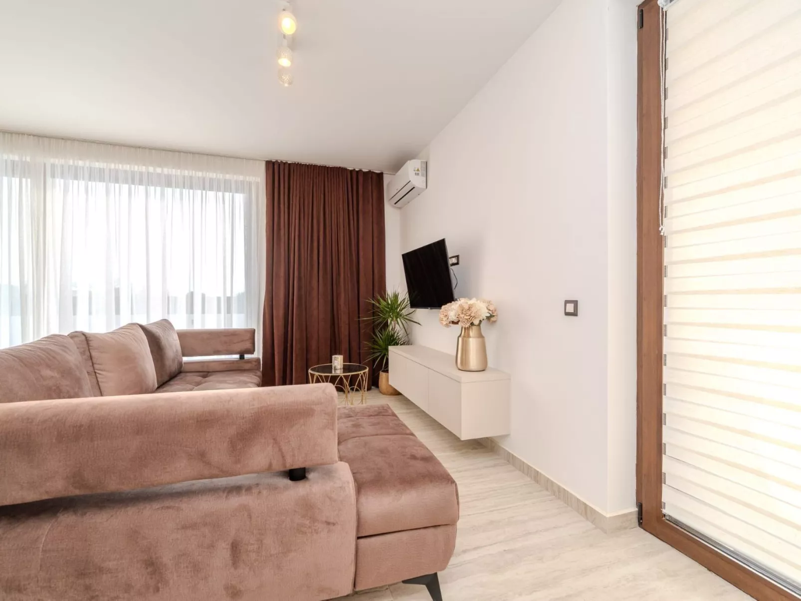 NEU - Ferienhaus Nina mit Pool - Agentur TA Leut-Binnen