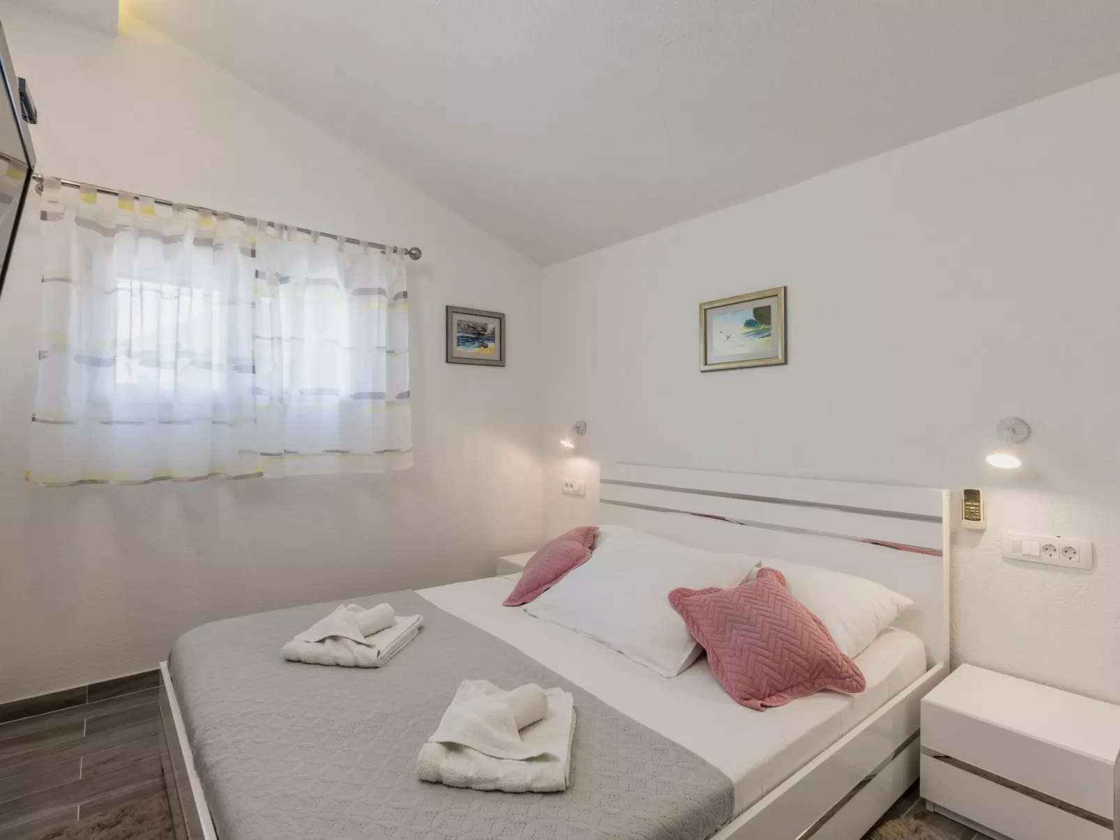 Mit Privatpool für 9 Personen ca. 95 m&sup2; in Sevid, Adriaküste Kroatien (Tro-Binnen