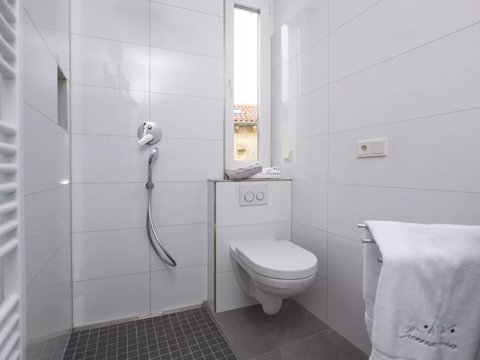 MA Premantura Luxusappartement Nr. 1 mit Terrasse und Parkplatz für 2+2 Persone-Image-tags.info