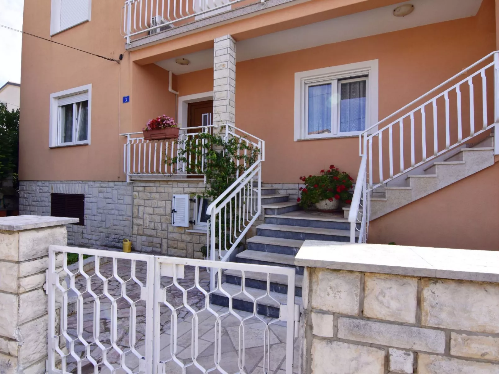 Zwei-Zimmer-Wohnung in der Nähe des Meeres Umag - Buiten