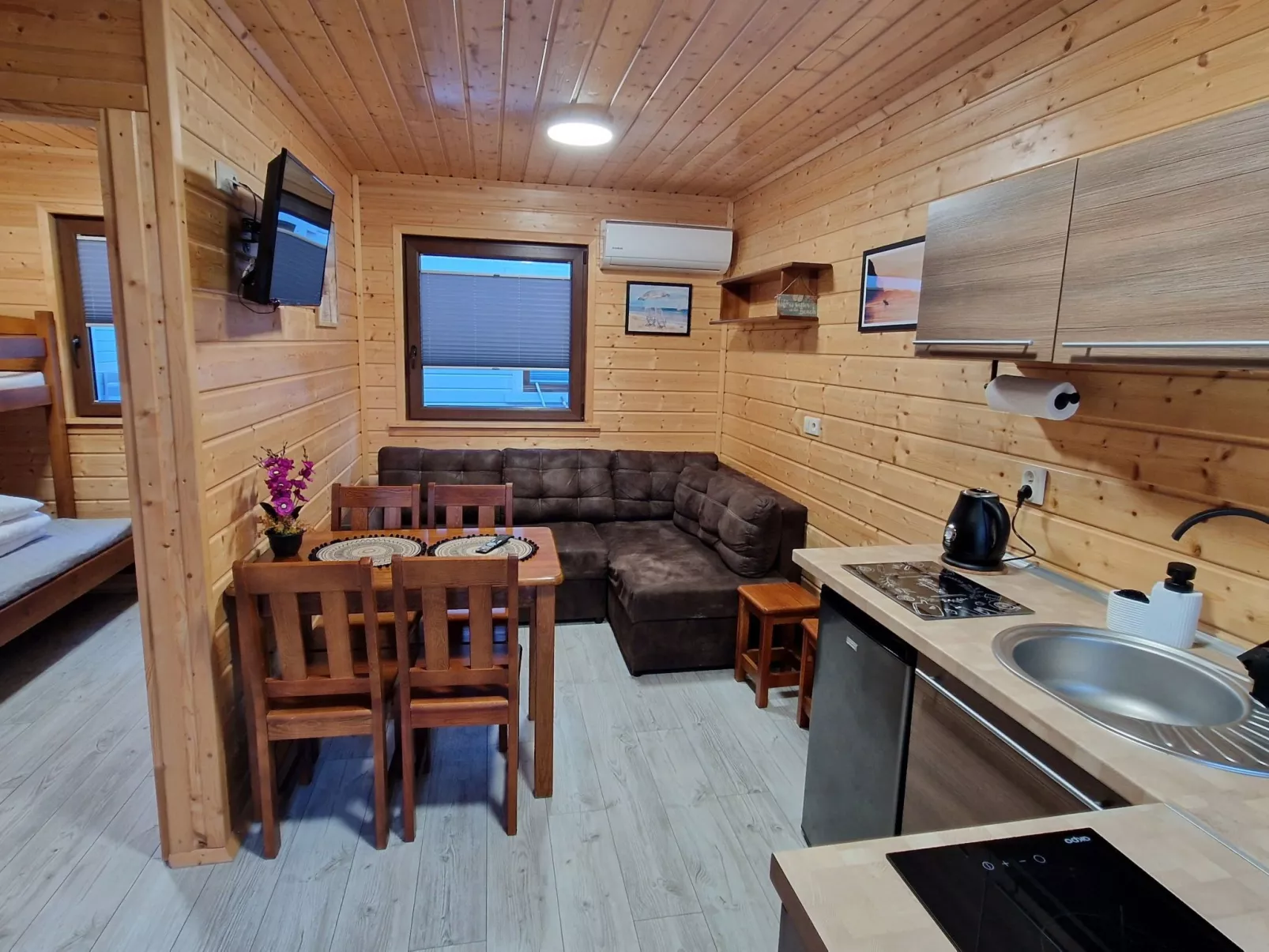 Mit privater Terrasse-Binnen