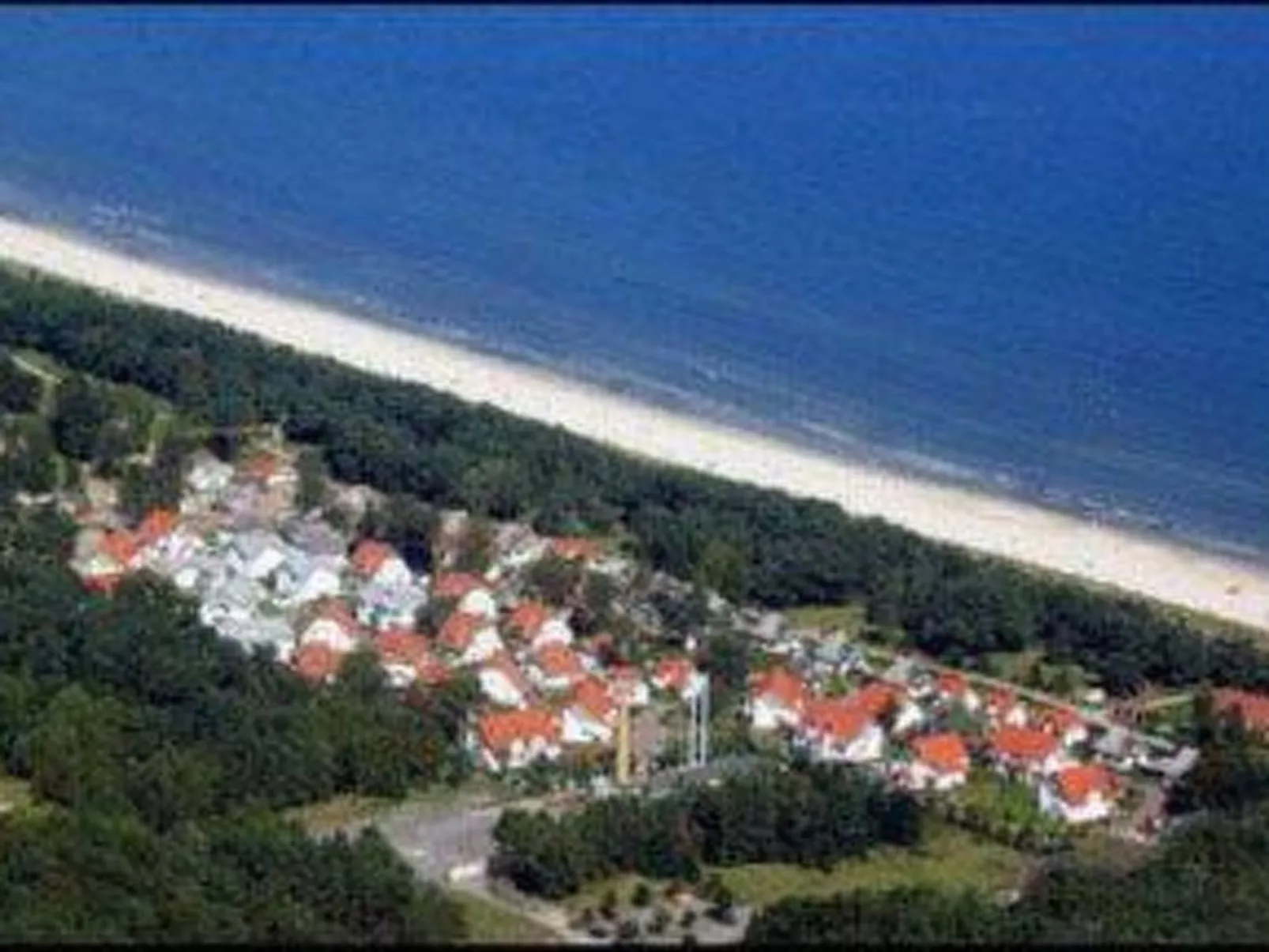 In Peenemünde mit Gepflegtem Garten-Buiten