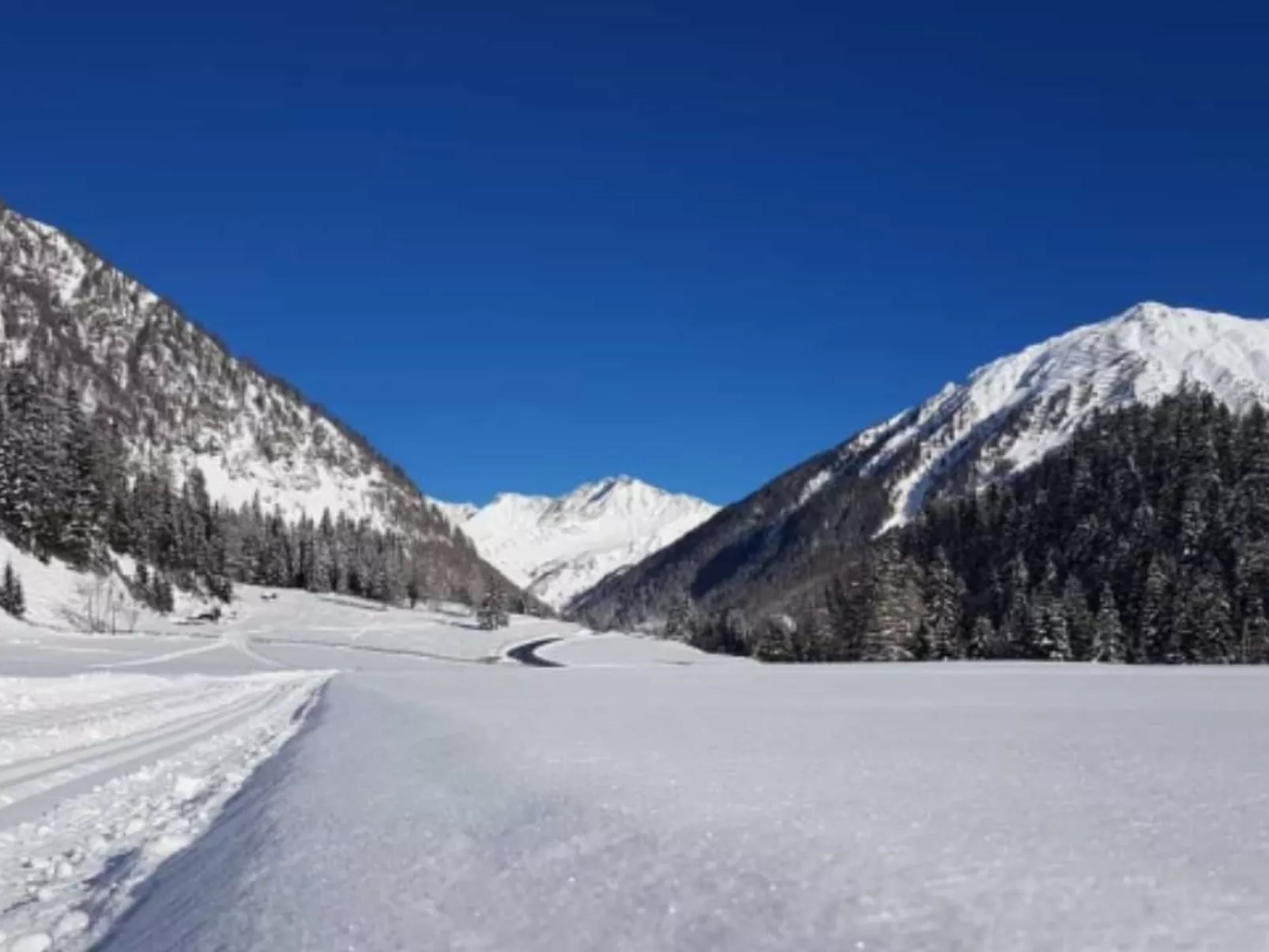Mit Schwedenofen und großer Terrasse-Buiten