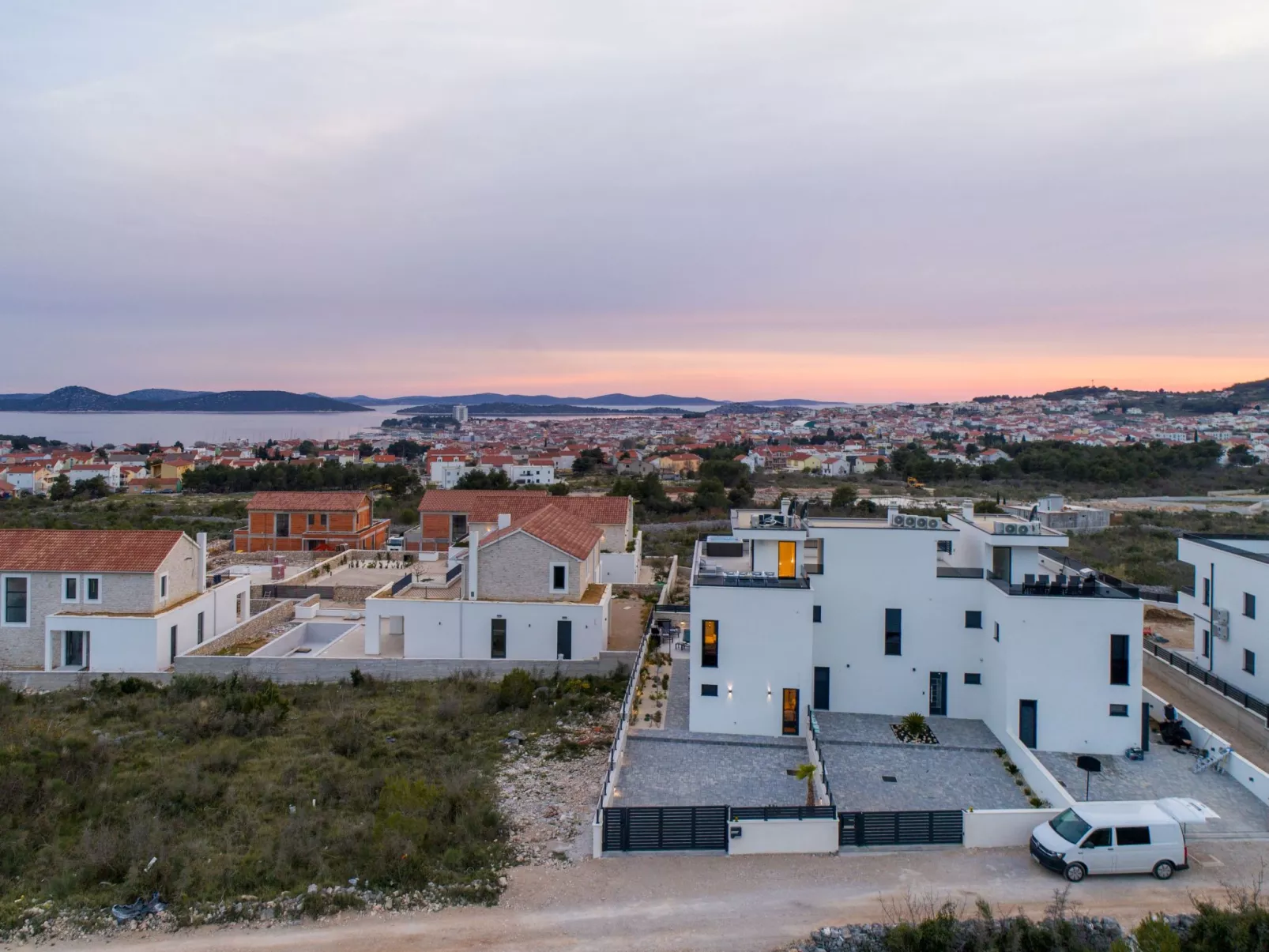 Villa Vodice Sky für 8 Gäste-Buiten