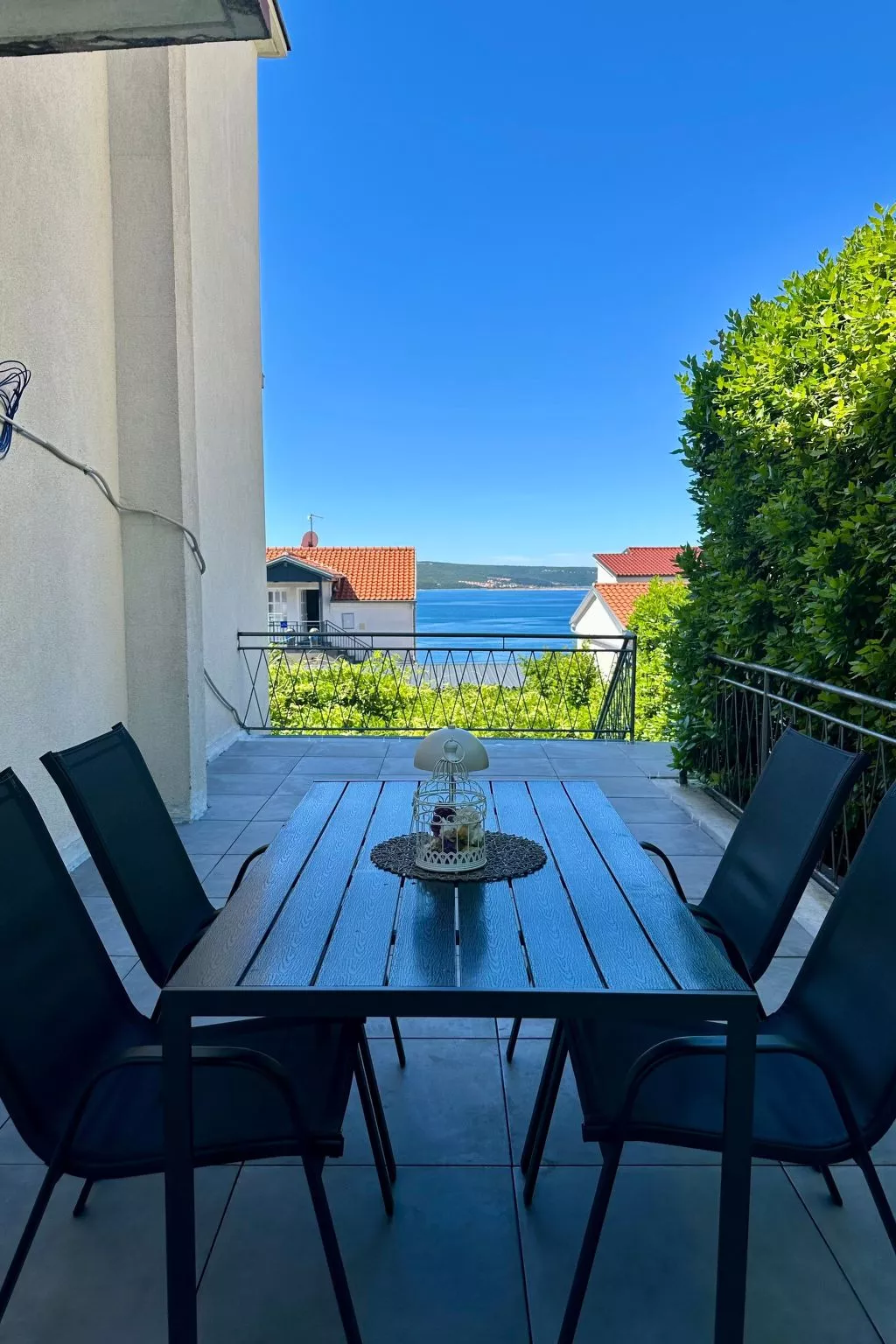 Wohnung in Dramalj mit Garten, Terrasse und Grill - Buiten