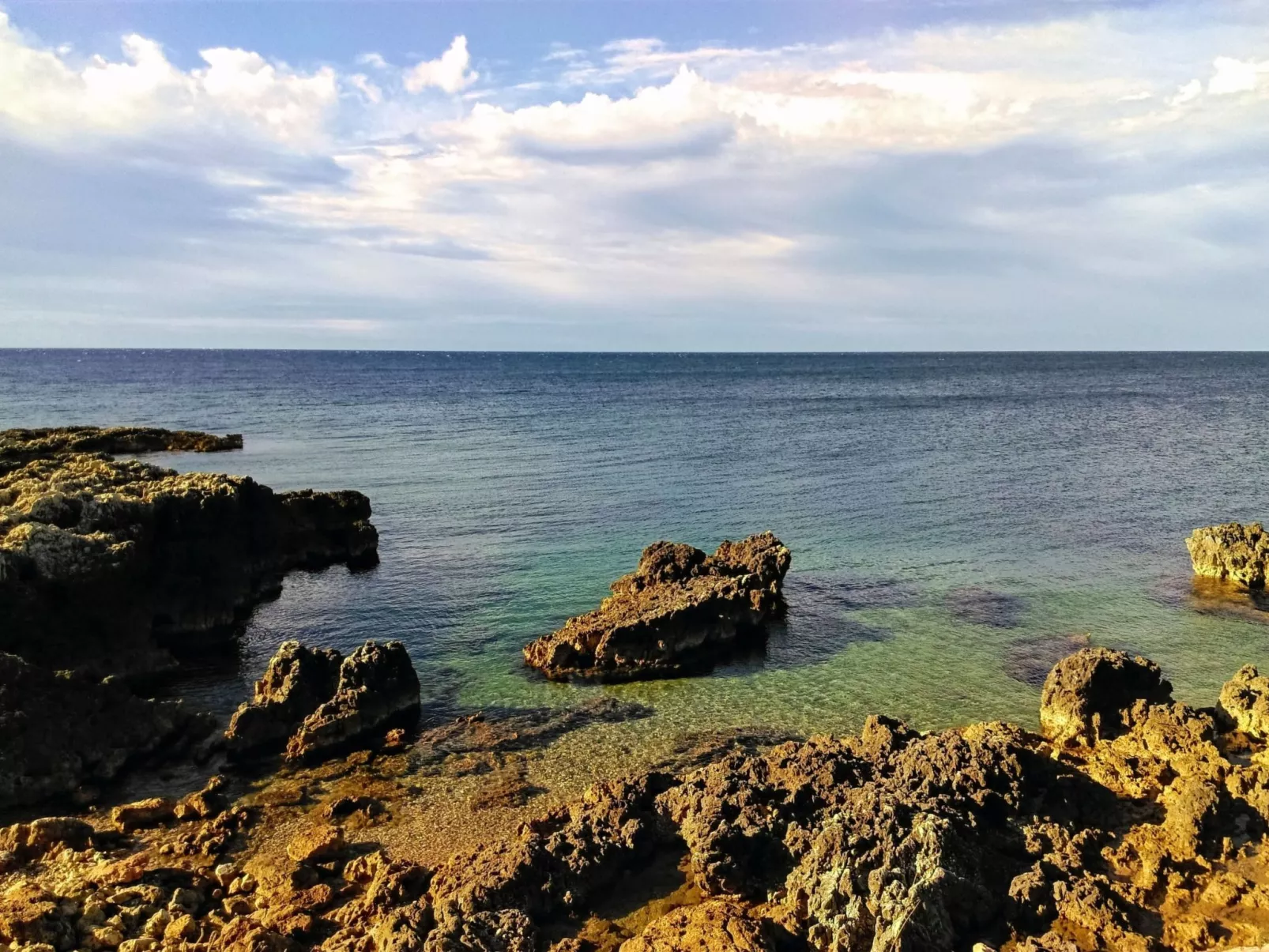 Wunderschöne Ferienwohnung in Ližnjan mit Garten, Grill und Terrasse-Buiten